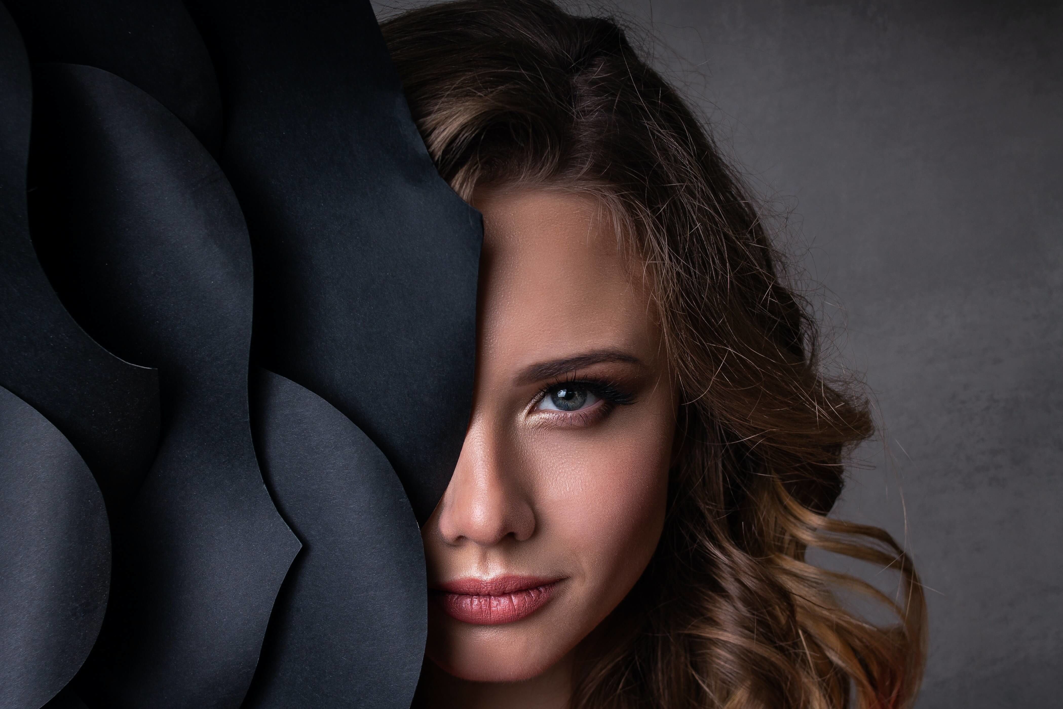 Reasons to date an atheist