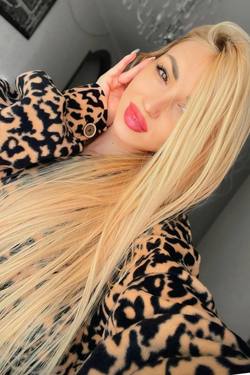 33 y.o. Alena from Kremenchuk, Ukraine - ID 1382762