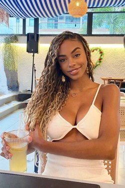 24 y.o. Paola from Rio de Janeiro, Brazil - ID 1385959