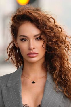 Venezuelan Bride:Yuliia, 36 from Zürich, Switzerland