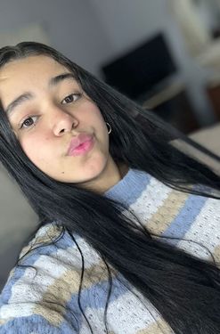 Daniela, 18 from La Guaira, Venezuela