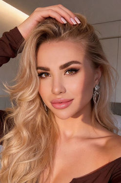 Oksana, 33 from New York, USA