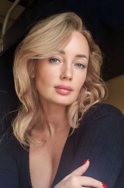 Maryna, 40 from Craiova, Romania