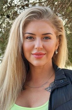 Venezuelan Bride:Oksana, 54 from Valencia, Spain