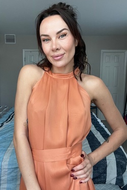 Yelyzaveta, 38 from Miami, USA - photo at GoldenBride