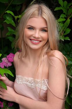 Venezuelan Bride:Anna, 18 from Kyiv, Ukraine