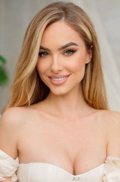 Romanian Brides:Kateryna, 31 from Kyiv, Ukraine