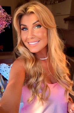 Tetiana, 46 from Cherkasy, Ukraine
