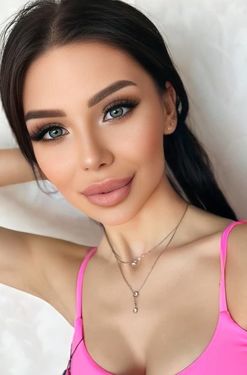 Alisa, 23 from Kyiv, Ukraine