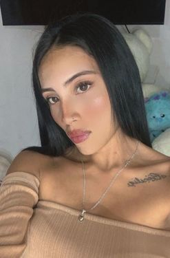 Yuliana, 24 from Bogotá, Colombia
