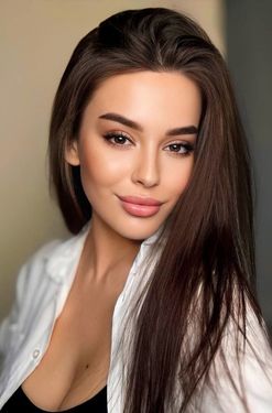 Victoriia, 20 from Lviv, Ukraine