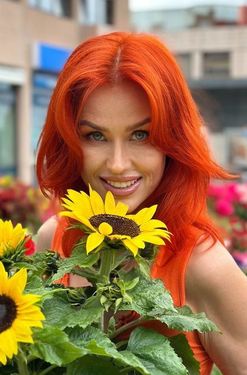 Natalia, 49 from Geneva, Switzerland