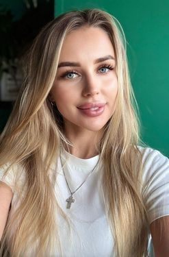 Yana, 30 from Kharkiv, Ukraine
