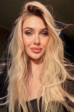 Yana, 30 from Kyiv, Ukraine