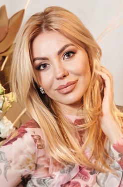 Olga, 43 from Los Angeles, USA