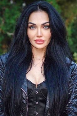 Svitlana, 44 from Kharkiv, Ukraine