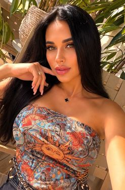 Nelia, 25 from Kyiv, Ukraine