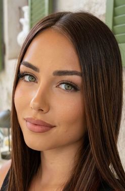 Ecaterina, 18 from  Chişinău, Moldova