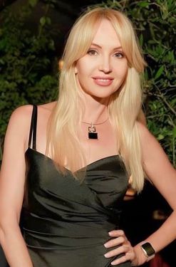 Valeria, 45 from Uzhhorod, Ukraine