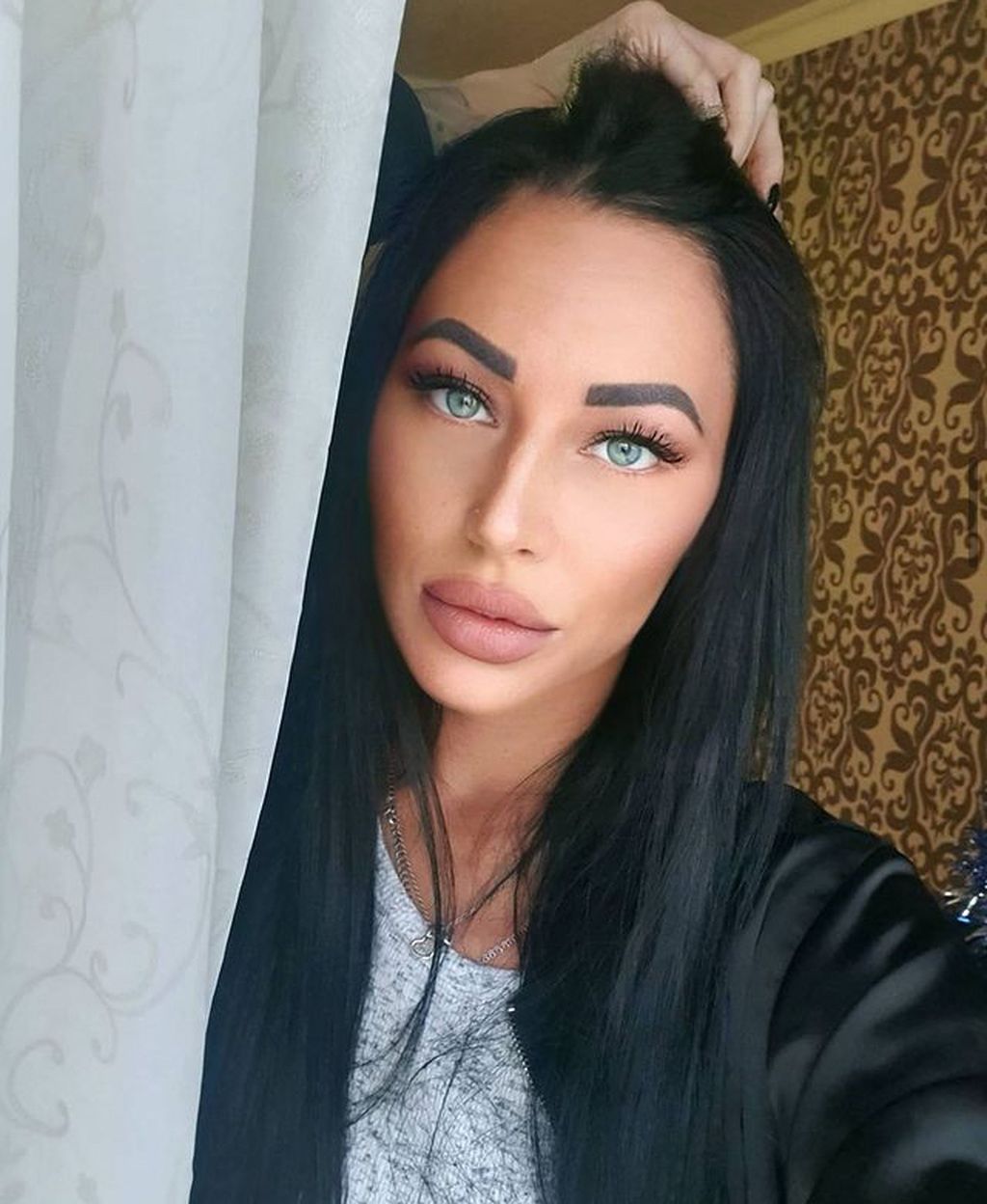 34 Y o Aleksandra From Krasnoyarsk Russia Green Eyes Black Hair 34-y-o-aleksandra-from-krasnoyarsk-russia-green-eyes-black-hair