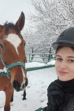 40 y.o. Daria from Kyiv, Ukraine - Gray eyes, Brown Hair - ID