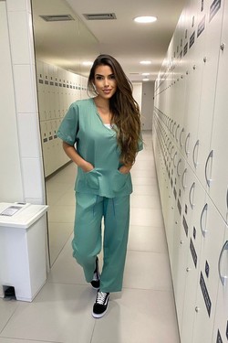 27 y.o. Ana from Curitiba, Brazil - ID 861633