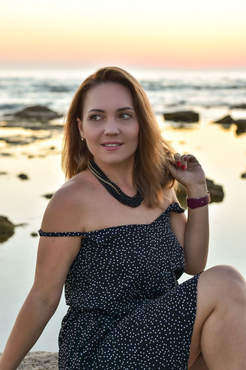 35-y-o-viktoriya-from-almaty-kazakhstan-gray-eyes-brown-hair-id