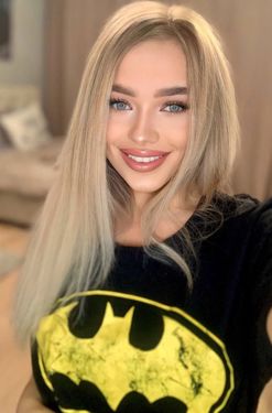 28 y.o. Emilia from Almaty, Kazakhstan - ID 882611