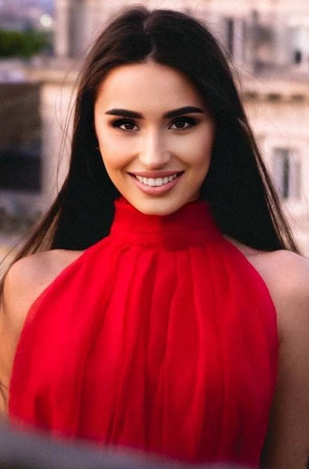 23 y.o. Alina from Lviv, Ukraine - Brown eyes, Brown Hair - ID 888700 ...