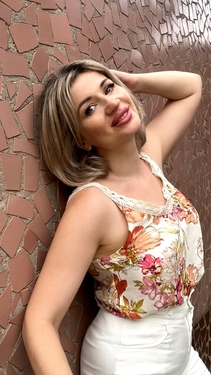 40 y.o. Liubov from Kryvyi Rih, Ukraine - ID 891799