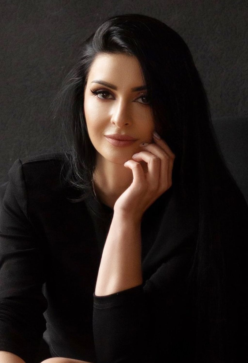 39 y.o. Olga from Chernivtsi, Ukraine - Brown eyes, Black Hair - ID ...
