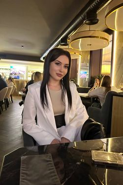 23 y.o. Alina from Kharkiv, Ukraine - Green eyes, Brown Hair - ID ...