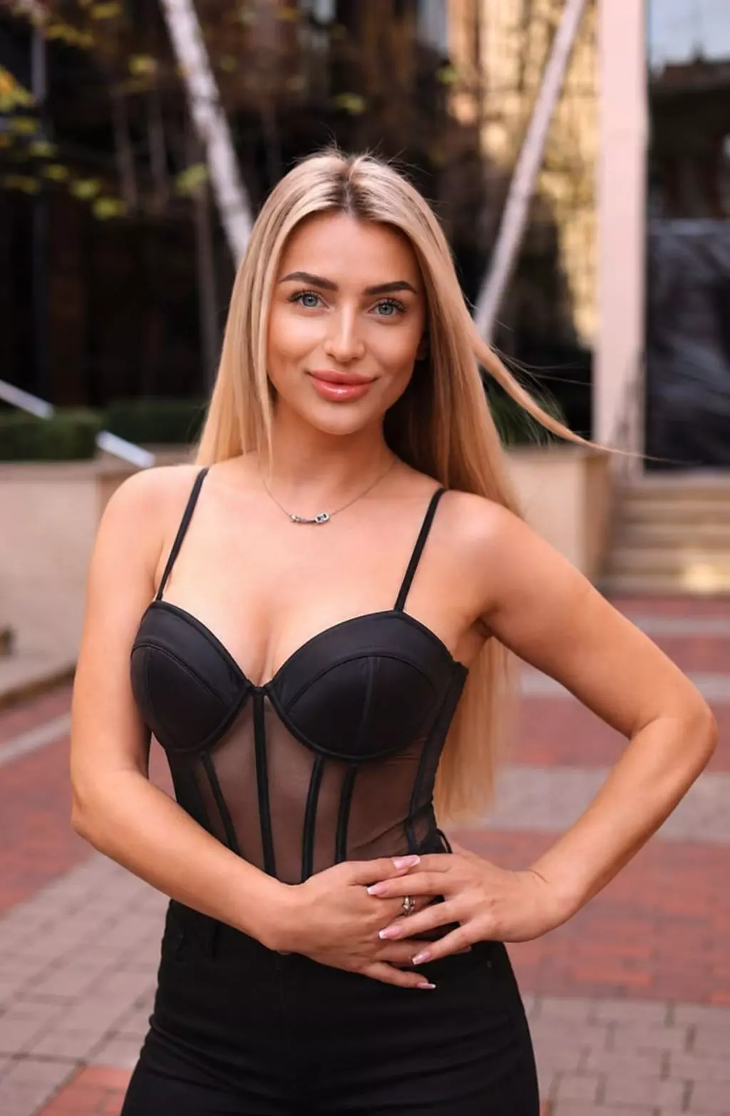 ブランデー Viktoriia Linkevich Viktoriia, 39 — Geneva, Switzerland | Photos & Profile — ID 936371