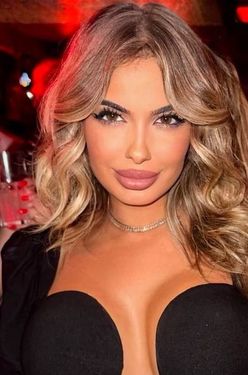 Catarina, 33 from Porto, Portugal