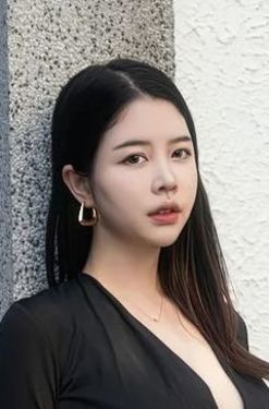 Jia, 27 from Shenzhen, China