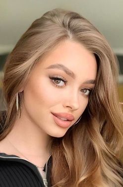 20 y.o. Oleksandra from Vinnytsia, Ukraine - ID 996920