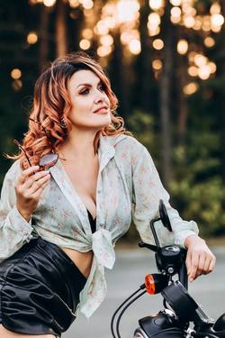 37 y.o. Olena from Krakow, Poland - ID 998938