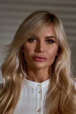 Alina, 41 from Burgas, Bulgaria