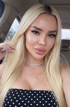 Hanna, 24 from Kyiv, Ukraine