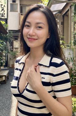 Huong, 34 from Dalat, Vietnam