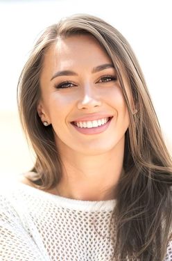 33 y.o. Valentyna from Cannes, France - ID 968189