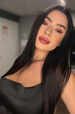 Ingrid, 27 from Porto Alegre, Brazil
