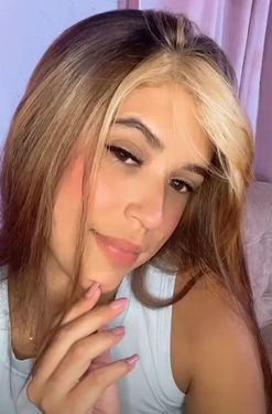 Iriangela, 23 from Caracas, Venezuela