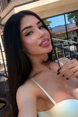 Daniela, 24 from  Chişinău, Moldova