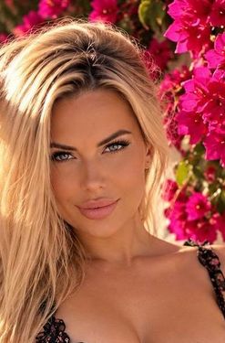 Anna, 39 from Dusseldorf, Germany
