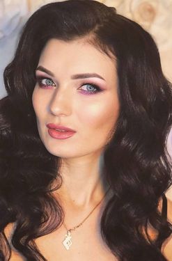 Qizil qalpoqcha porno kliplar