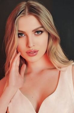 25 y.o. Hanna from Istanbul, Turkey - ID 913662