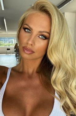 Aneta, 28 from Prague, Czech Republic