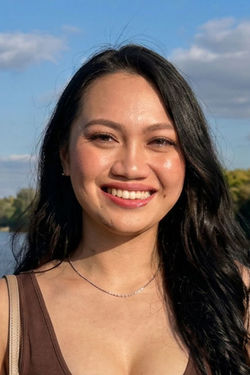 Rose, 26 from Manila , Philippines