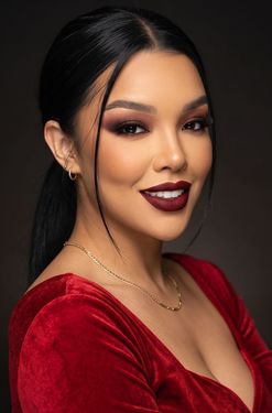 Molina, 31 from Antioquia, Colombia